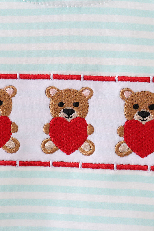 Blue bear embroidery bubble