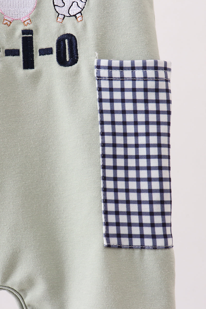 Green farm animal embroidery jonjon