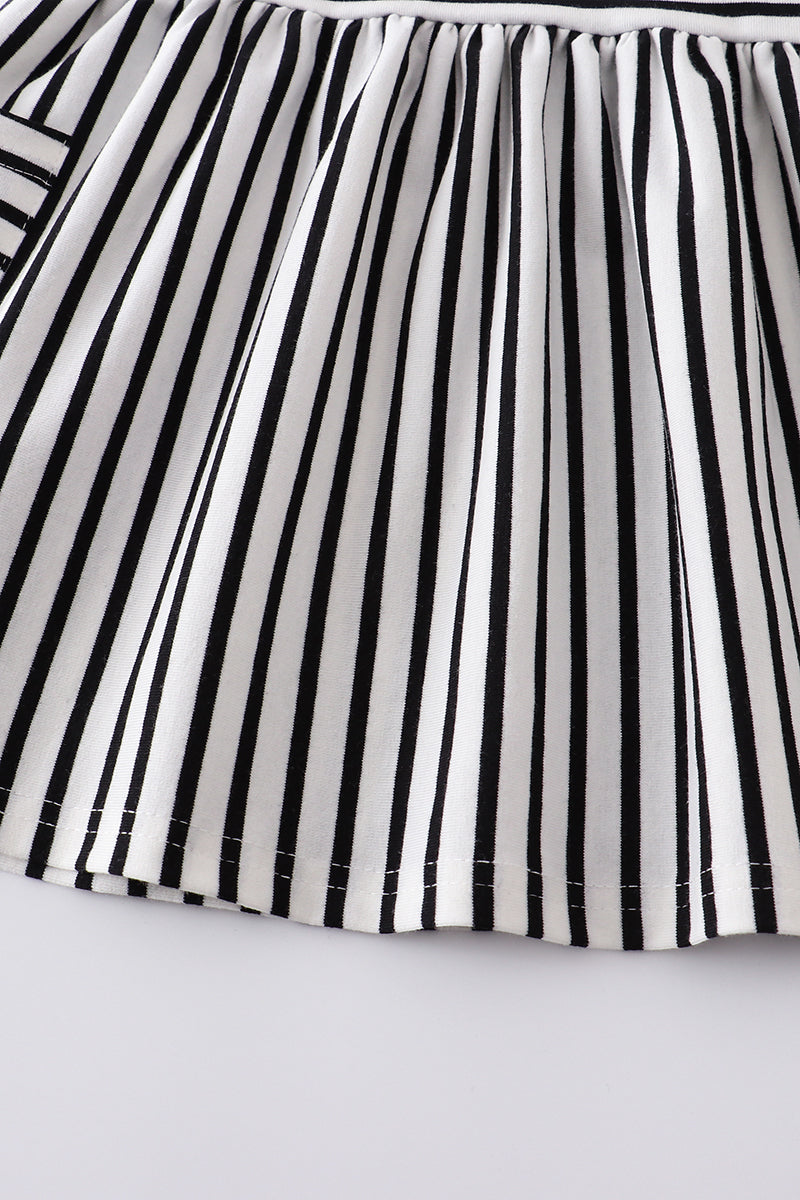 Black stripe strap girl dress