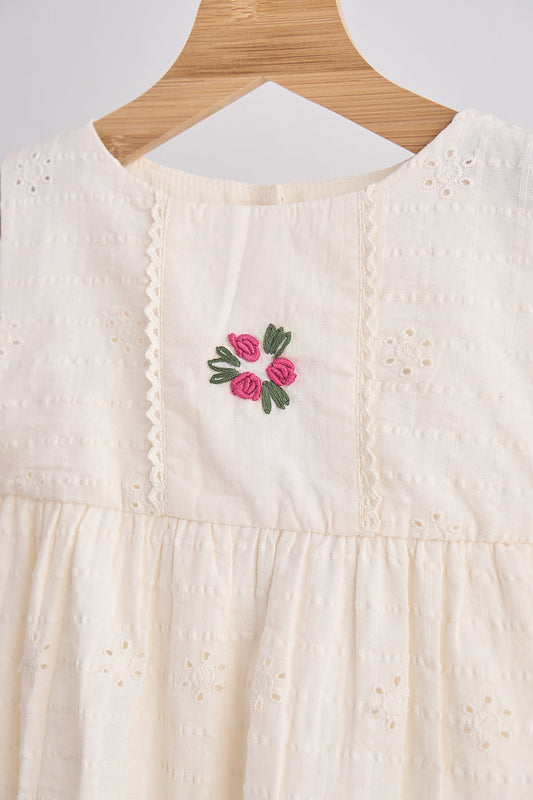 White hand embroidery lace dress