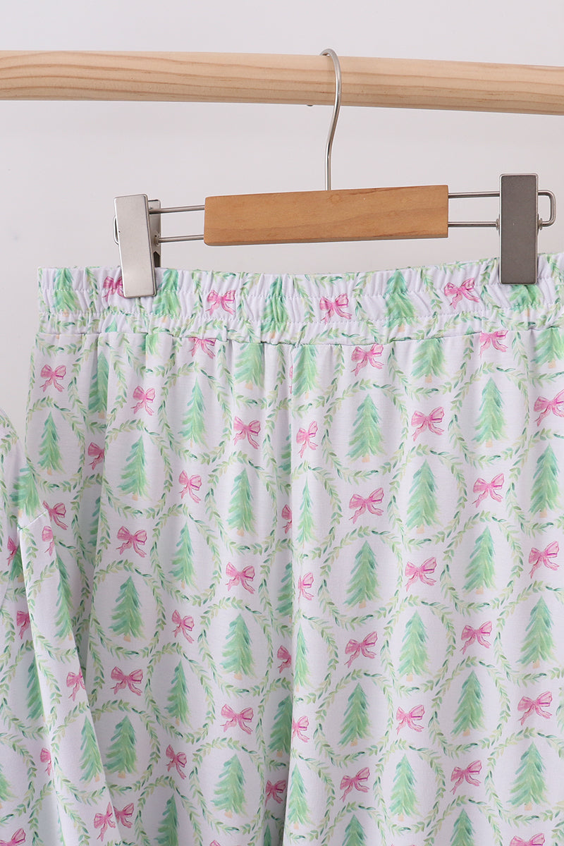 Green christmas tree mom pajama set
