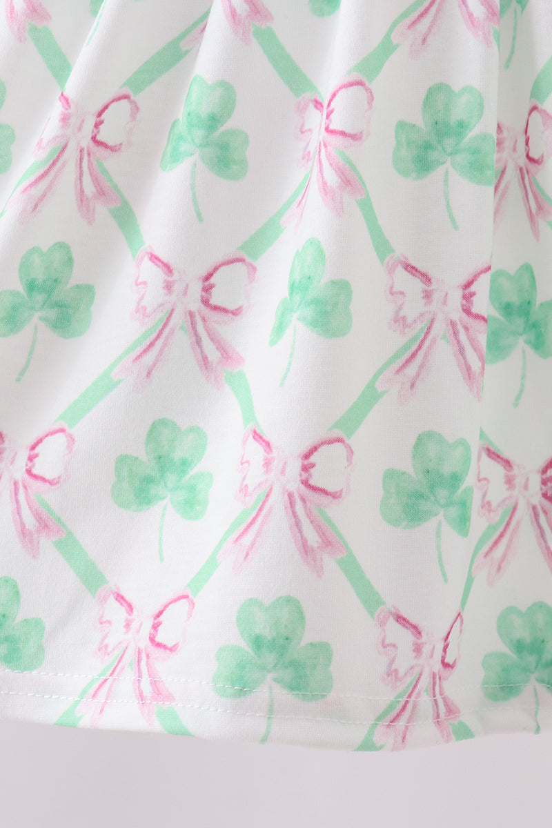 Pink clover bow embroidery shorts set