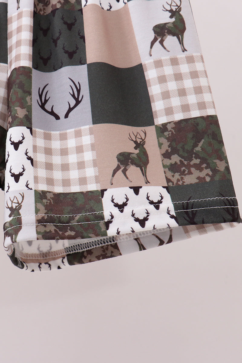 Green hunting deer embroidery checkered shorts set
